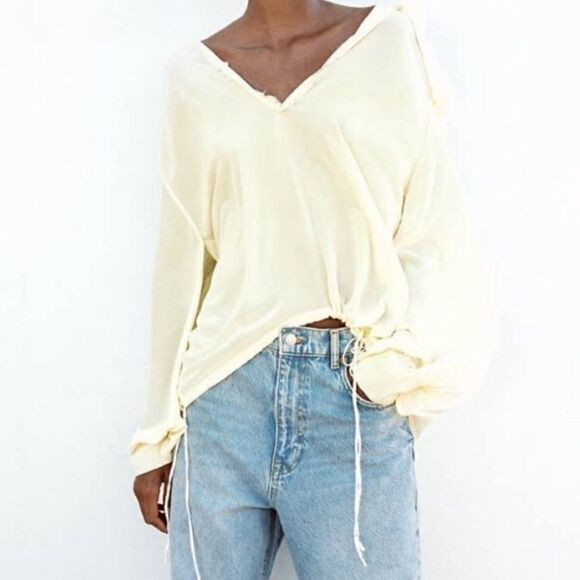 ZARA Limited Edition Flowing Cream Blouse - Picture 5 of 16